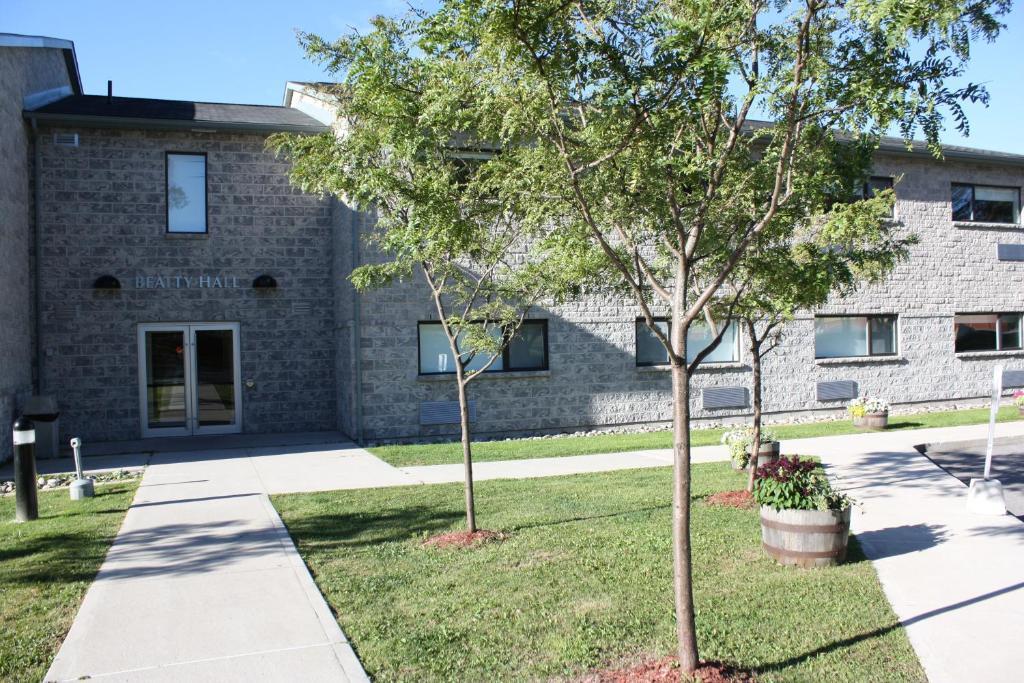 Residence & Conference Centre - Brockville Exterior photo